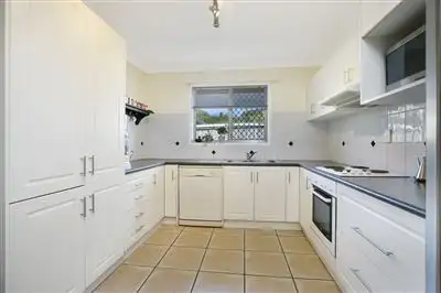 Fifth view of Homely house listing, 207 Wondall Rd, Wynnum West QLD 4178