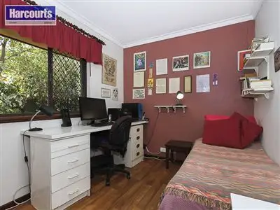 Sixth view of Homely house listing, 4/4 Maybole Court, Greenwood WA 6024