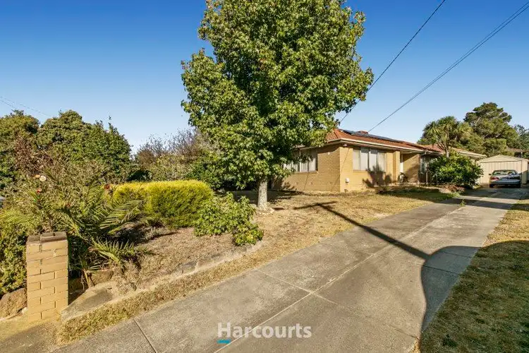 Second view of Homely house listing, 5 Chateau Avenue, Narre Warren VIC 3805