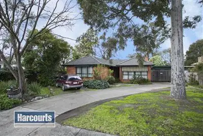 16 Terrigal Crescent, Kilsyth VIC 3137