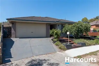 Second view of Homely house listing, 28 Gilmore Crescent, Lynbrook VIC 3975