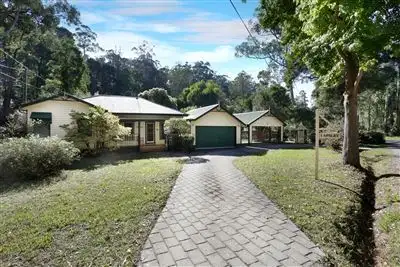1 Apsley Road, Belgrave VIC 3160
