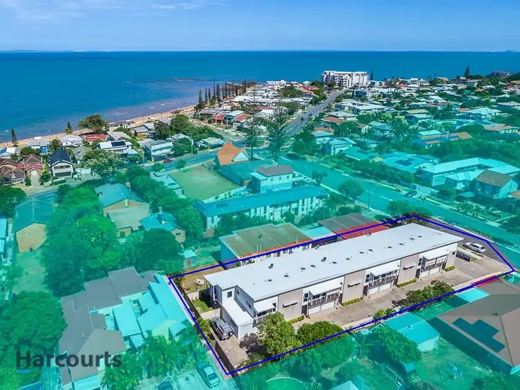 5/8 Griffith Road, Scarborough QLD 4020