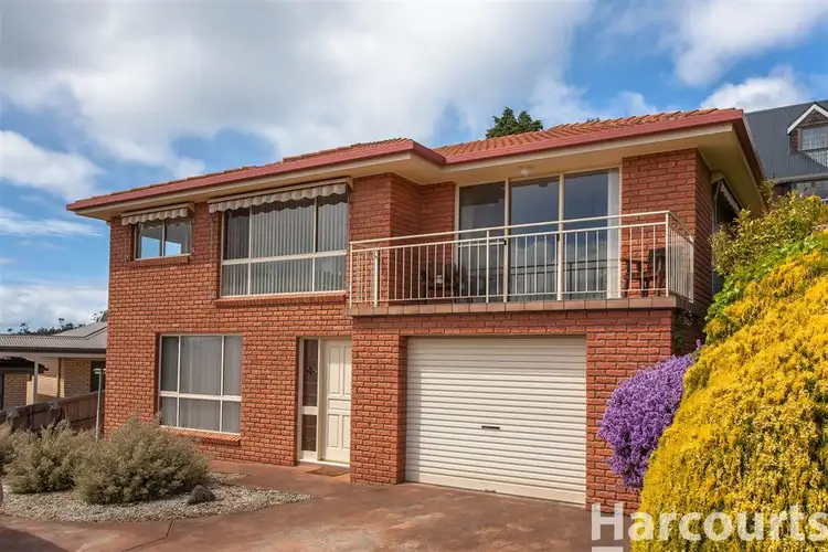 2/476 Churchill Avenue, Sandy Bay TAS 7005