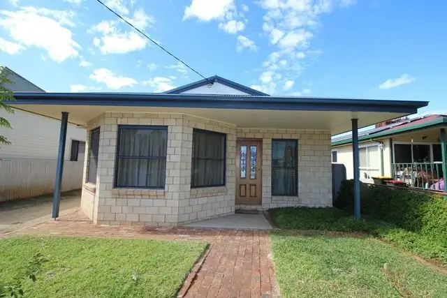 38 Sutton Street, Cootamundra NSW 2590