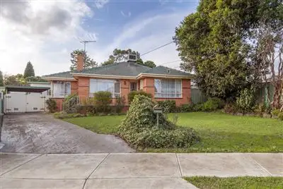Main view of Homely house listing, 2 Pioneer Court, Thomastown VIC 3074