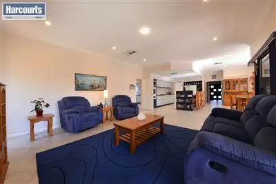 9 Carosa Road, Tapping WA 6065
