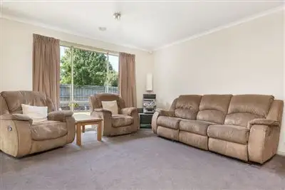 Fifth view of Homely house listing, 3 Jillian Place, Hastings VIC 3915