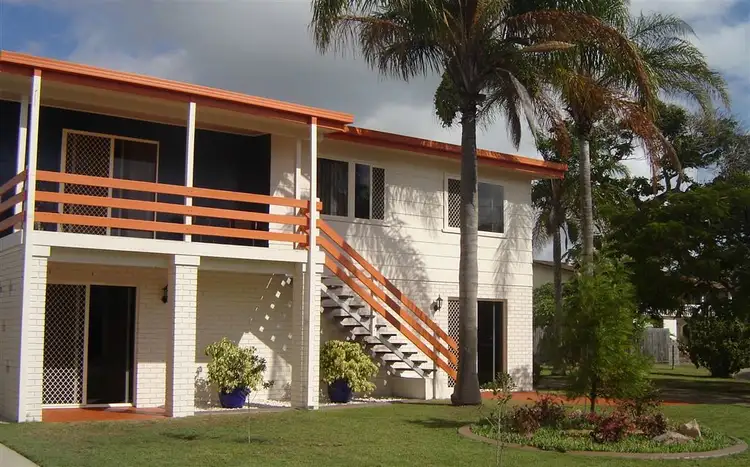 59 Hibiscus Street, Urangan QLD 4655
