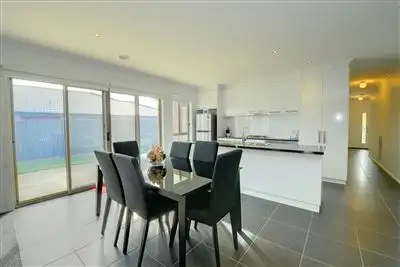 Fourth view of Homely house listing, 18 Sutcliffe Street, Alfredton VIC