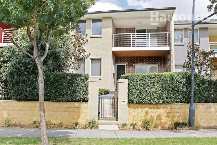 16 Parkside Crescent, Campbelltown NSW 2560