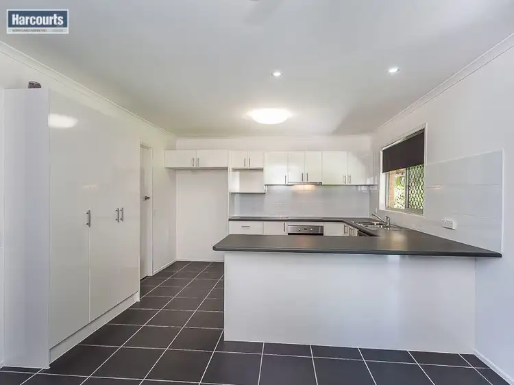 32 Cotswold Street, Morayfield QLD 4506