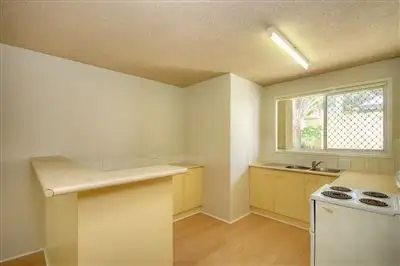 Fifth view of Homely unit listing, 3/2 Charles Avenue, Broadbeach QLD 4218