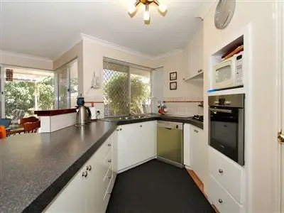 Seventh view of Homely house listing, 4 Munns Place, Kardinya WA 6163