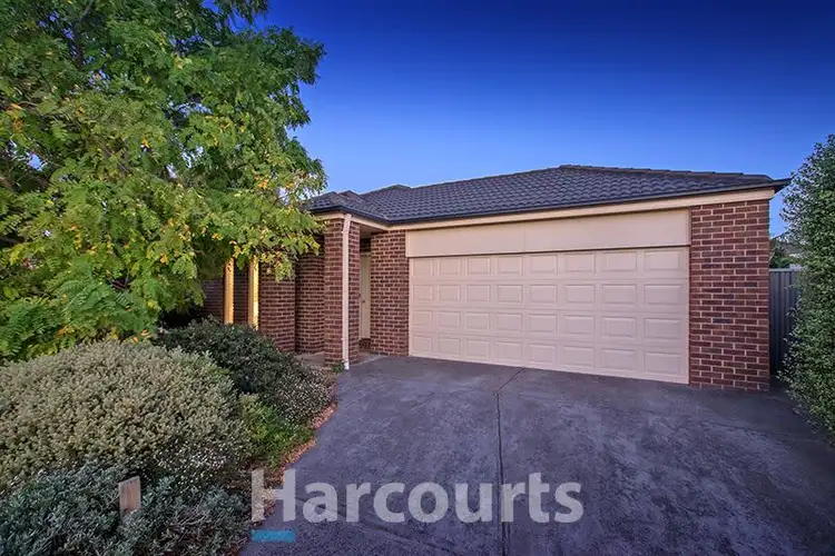 18 Britton Drive, Pakenham VIC 3810