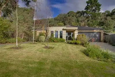 16 Mercia Avenue, The Basin VIC 3154