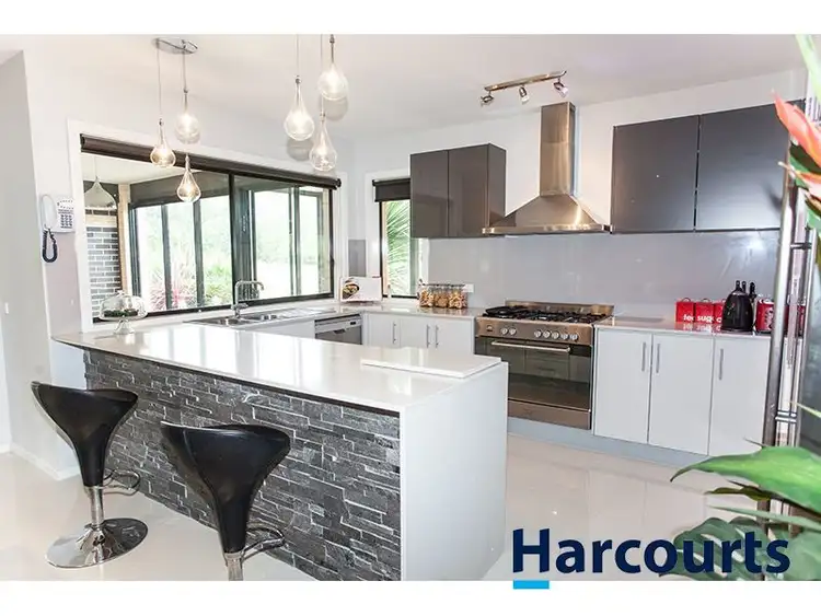 Fifth view of Homely house listing, 3 Karen Court, Warragul VIC 3820