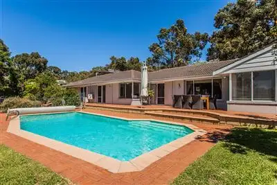 20 Valley Road, Kalamunda WA 6076
