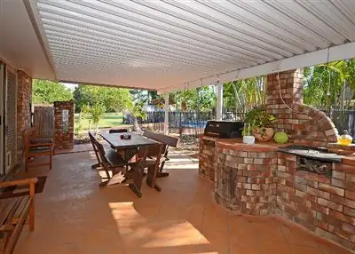22 Squire Street, Kawungan QLD 4655