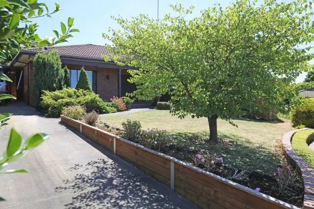 Second view of Homely house listing, 2 Noel Court, Leongatha VIC 3953