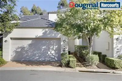 15 Jane Jarvis Way, Macquarie Links NSW 2565