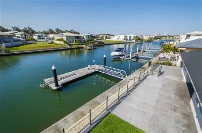 28 Middle Quay, Biggera Waters QLD 4216
