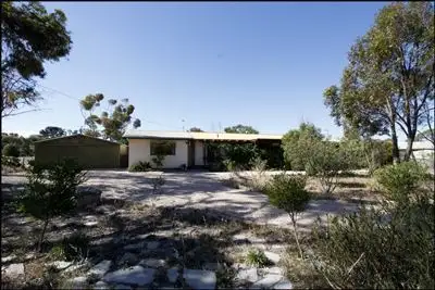 11 Wallschutzky Road, Streaky Bay SA 5680