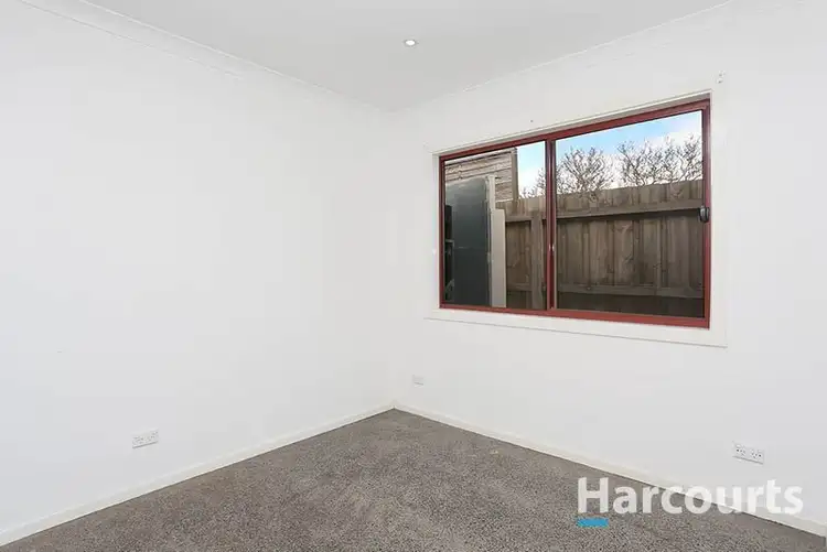 Sixth view of Homely unit listing, 2/5 Briar Court, South Morang VIC 3752