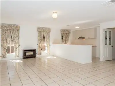 Fifth view of Homely house listing, 2 Chiswick Court, Oakden SA 5086