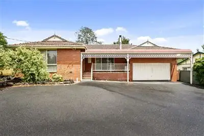 310 Warburton Highway, Wandin North VIC 3139