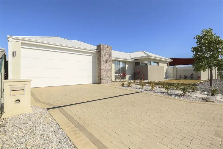 70 Macquarie Bvd, Hammond Park WA 6164