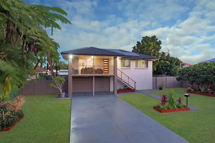 2a Armstrong Street, Clontarf QLD 4019