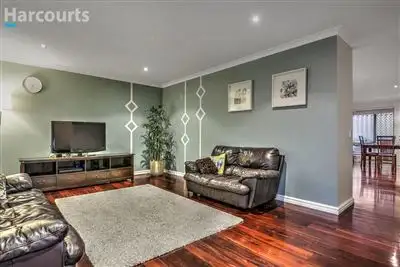 Fifth view of Homely house listing, 4 Iseo Place, Joondalup WA 6027