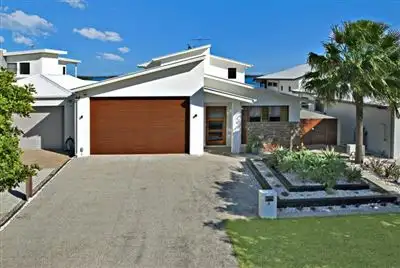 Third view of Homely house listing, 4 Oriole Close, Banksia Beach QLD