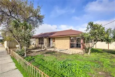 Second view of Homely house listing, 116 Darebin Drive, Thomastown VIC 3074