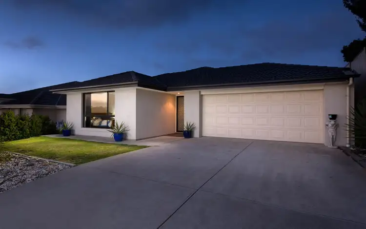 12 Fairway Drive, Mccracken SA 5211
