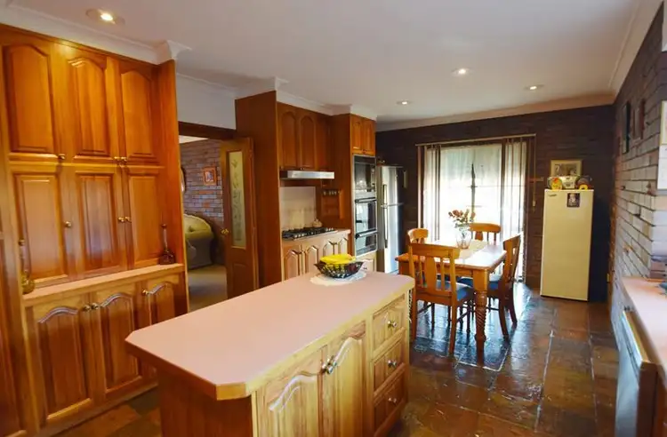 Third view of Homely house listing, 2 Waratah Drive, Wangaratta VIC 3677