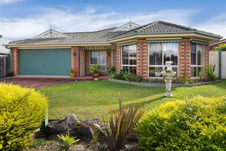 6 Eskdale Court, Mornington VIC 3931