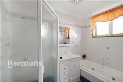 Sixth view of Homely house listing, 8 Amur Place, Kearns NSW 2558