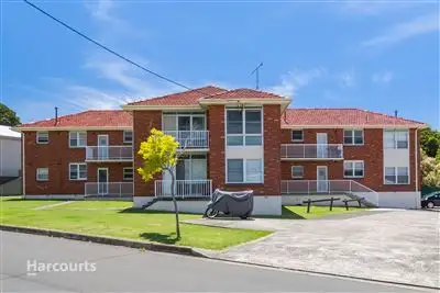 Main view of Homely unit listing, 2/16 Towns Street, Shellharbour NSW 2529