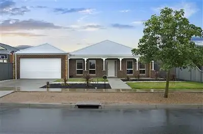 55 Moorhen Drive, Lara VIC 3212