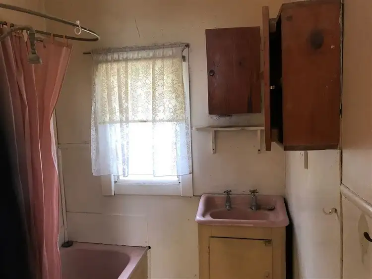 Sixth view of Homely house listing, 37 Wood Street, Drouin VIC 3818