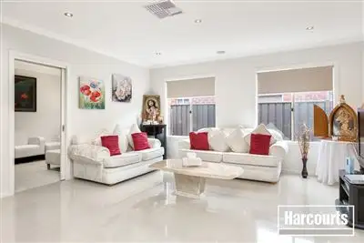 Sixth view of Homely house listing, 32 Perry Circuit, Cranbourne North VIC 3977