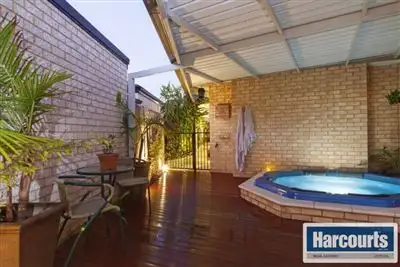 Sixth view of Homely house listing, 6 Elemi Bend, Atwell WA 6164