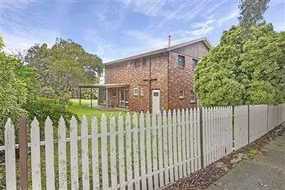 Second view of Homely house listing, 18 Winjallock Crescent, Vermont South VIC 3133