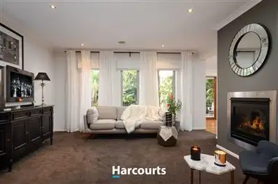 Fourth view of Homely house listing, 2 Cerbera Bend, Cranbourne North VIC 3977