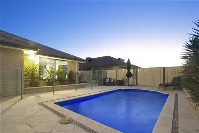 4 Crockett Way, Success WA 6164