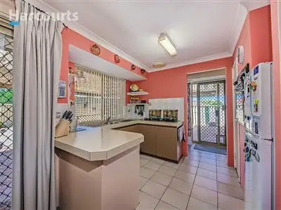 Seventh view of Homely house listing, 5 Lyons Place, Heathridge WA 6027