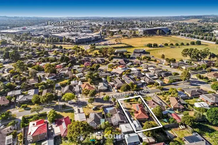 Main view of Homely house listing, 5 Chateau Avenue, Narre Warren VIC 3805