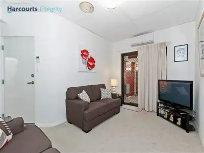 Fourth view of Homely villa listing, 7/8 Moore Street, Dianella WA 6059